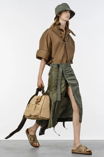 Look 13